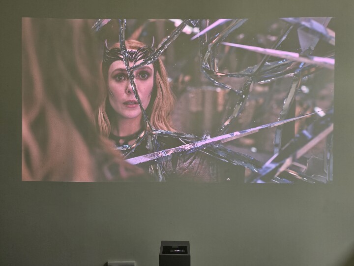 LG CineBeam S超短焦4K微型投影機開箱