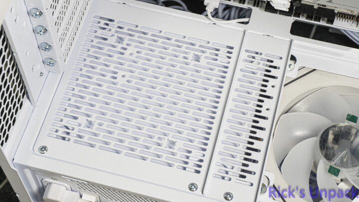 【開箱】與音響絕配的機殼 | LIAN LI LANCOOL 217 INF WHITE