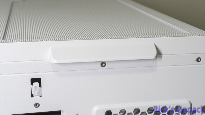 【開箱】與音響絕配的機殼 | LIAN LI LANCOOL 217 INF WHITE