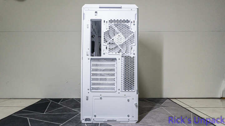 【開箱】與音響絕配的機殼 | LIAN LI LANCOOL 217 INF WHITE