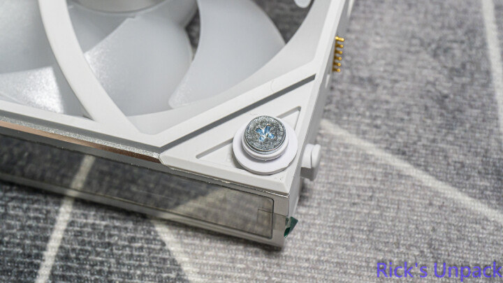 【開箱】與音響絕配的機殼 | LIAN LI LANCOOL 217 INF WHITE