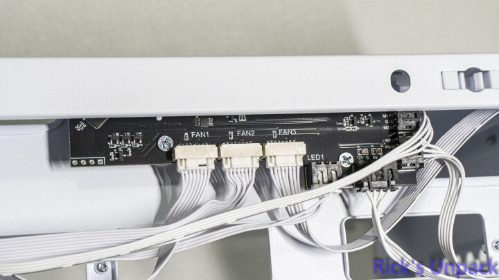 【開箱】與音響絕配的機殼 | LIAN LI LANCOOL 217 INF WHITE