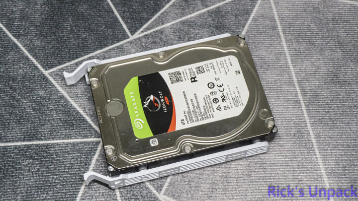 【開箱】與音響絕配的機殼 | LIAN LI LANCOOL 217 INF WHITE