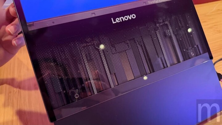螢幕「能屈能伸」！聯想 ThinkPad 與 Legion 捲軸概念筆電現場動手玩，前者可能成為實際銷售產品