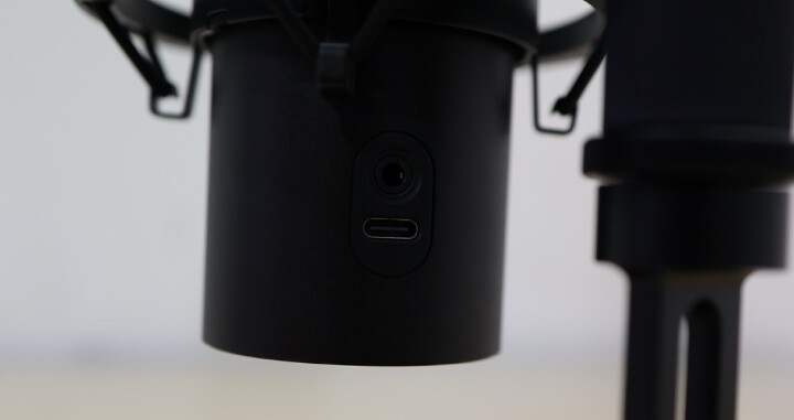 接班 QuadCast S 新世代 USB 玩家麥克風 HyperX QuadCast 2