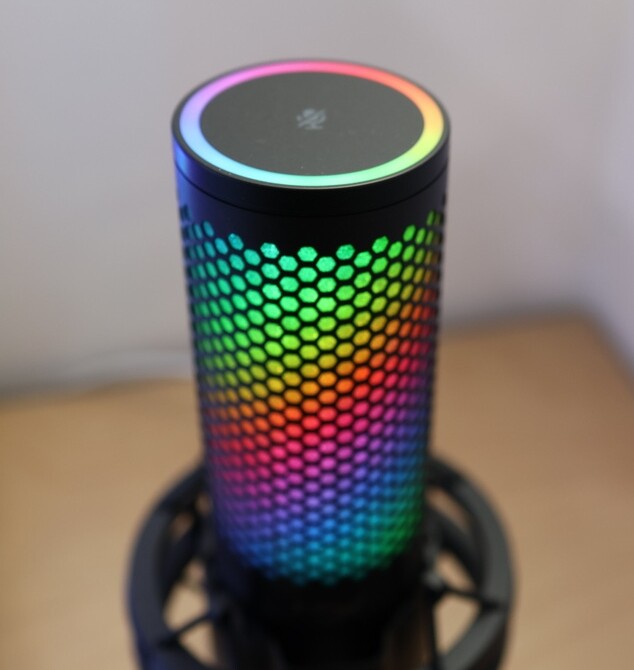 接班 QuadCast S 新世代 USB 玩家麥克風 HyperX QuadCast 2