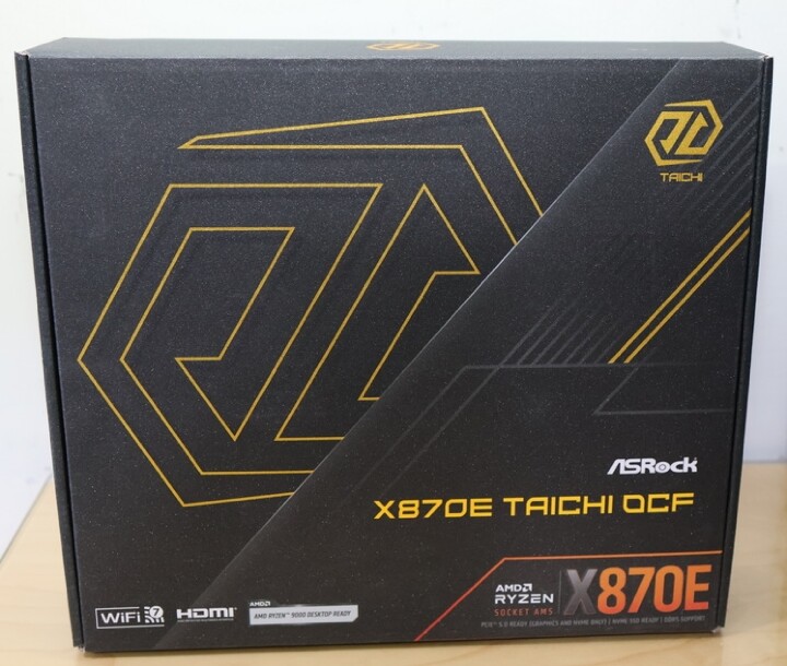 X870E Taichi OCF 太極 AMD 首款 OCF 為超頻而生