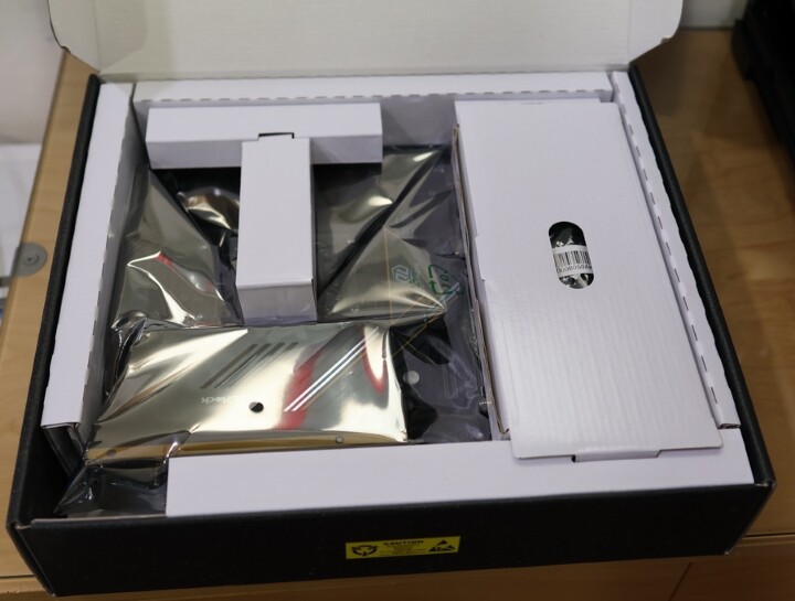 X870E Taichi OCF 太極 AMD 首款 OCF 為超頻而生