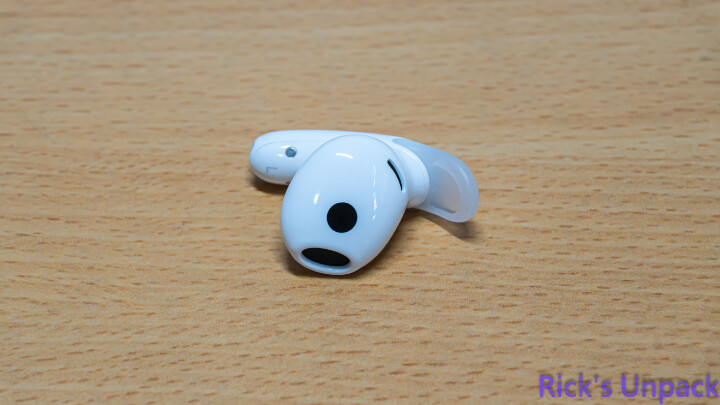 【開箱】soundcore首款半入耳藍芽耳機 | soundcore Liberty Buds