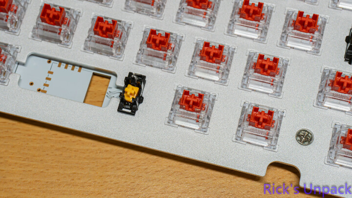 【開箱】磁軸機械軸雙重並行 | Glorious GMMK 3 HE 75 WHITE