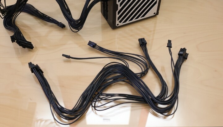  高階CP金牌選擇MIT 台灣製 FSP 全漢 MEGA GM 玩家級旗艦金牌