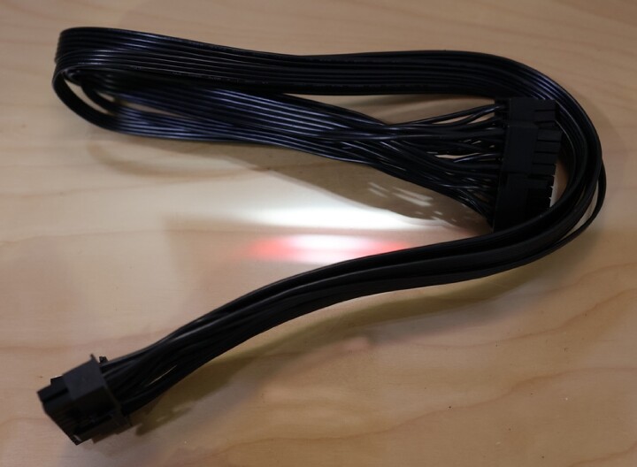 FSP 全漢 3千元級別全模金牌新品 VIC GM