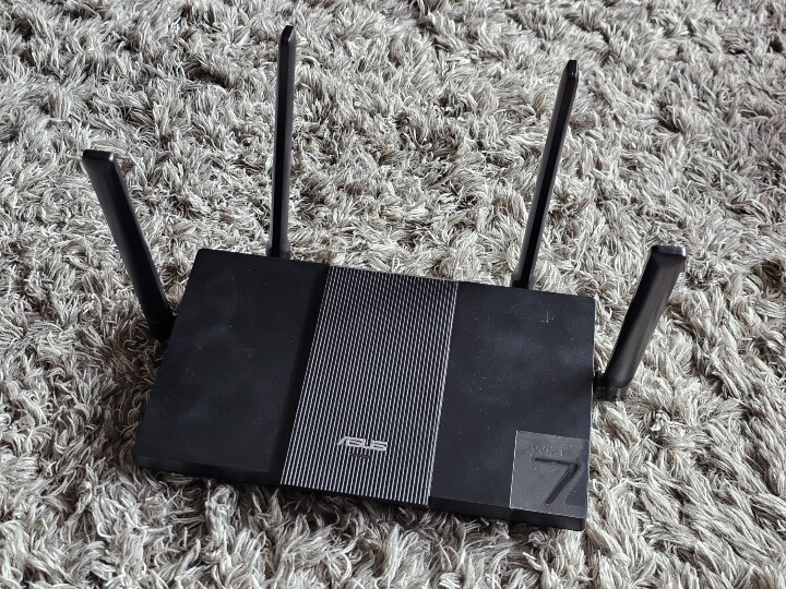ASUS RT-BE3600S WiFi 7入場票初體驗
