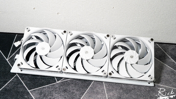 【開箱】極致曲率全景海景殼 | HAVN HS 420 VGPU WHITE