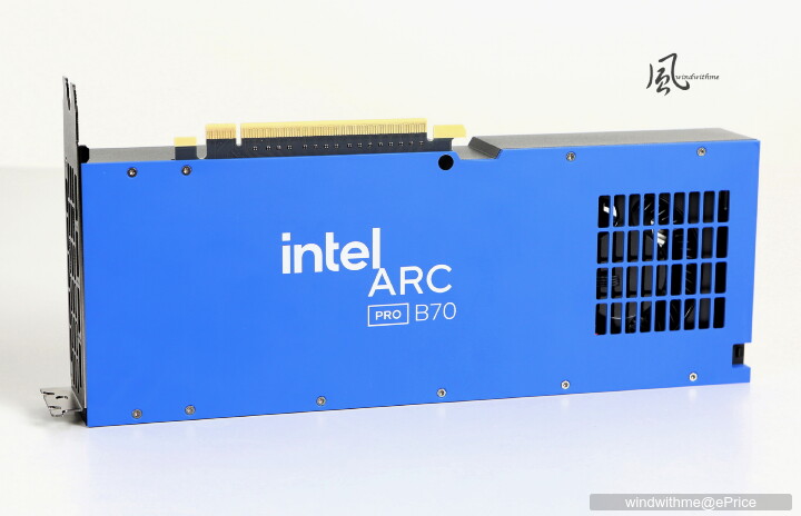 兼顧地端AI與遊戲！Intel Arc Pro B70 32G在Xeon工作站與270K雙平台實測