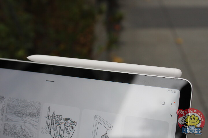 附送 S Pen 更好玩、IP68 防水安心用  Samsung Tab S9 FE