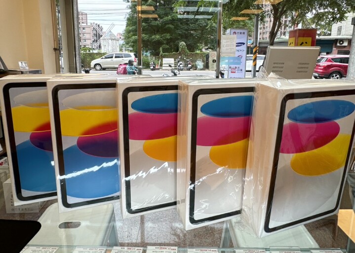 【獨家特賣】中壢NOVA-109手機專櫃比官方更便宜！iPad 10 全面降價 3000 元！ (5/28-6/3)