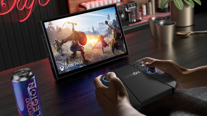 【新聞照片06】Lenovo Legion Go第2 代電競掌機於全球首發,最高搭載 AMD Ryzen Z2 Extreme 處理器,並配備升級版 TrueStrike 控制器、OLED 顯示器與74Whr電池續航力.jpg 【新聞照片06】Lenovo Legion Go第2 代電競掌機於全球首發,最高搭載 AMD Ryzen Z2 Extreme 處理器,並配備升級版 TrueStrike 控制器、OLED 顯示器與74Whr電池續航力.jpg