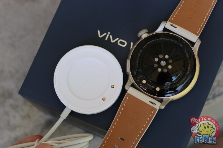 vivo WATCH 3 開箱實測！又輕又薄續航力又長的全方位健康智慧錶